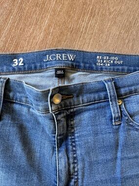 J.CREW Women's Medium Blue Kick-Out Jeans